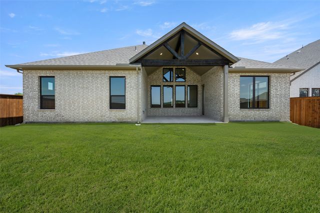 317 Fire Blade Drive, Aledo, TX 76008