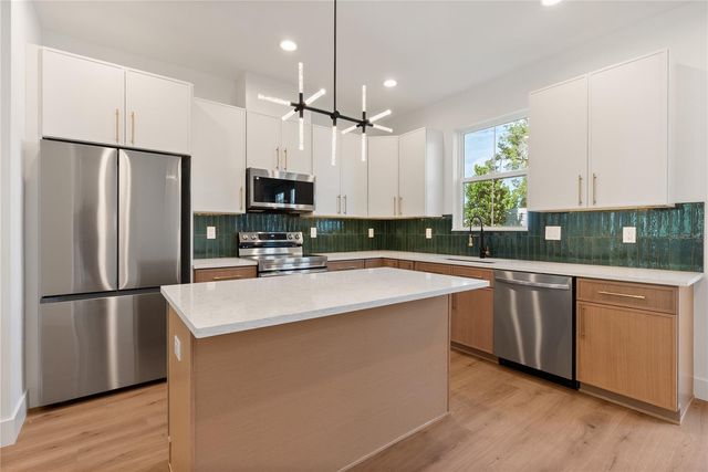 2614 N 23RD STREET 1, Tampa, FL 33605