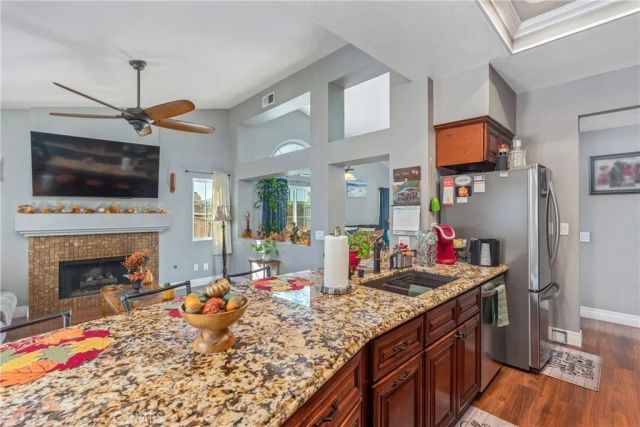 15493 Amber Pointe, Victorville, CA 92394