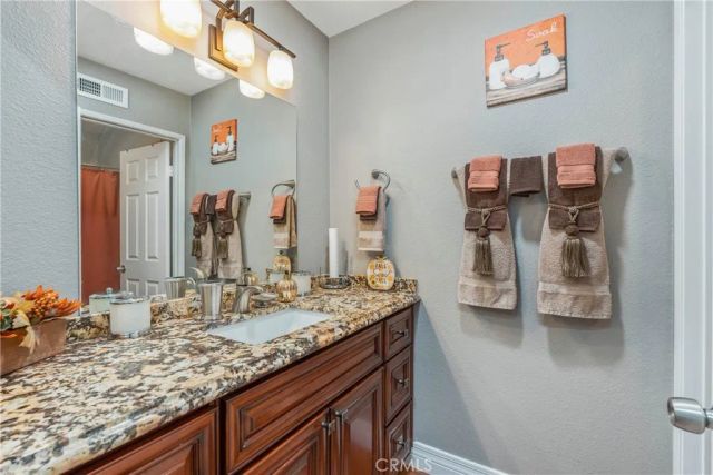 15493 Amber Pointe, Victorville, CA 92394