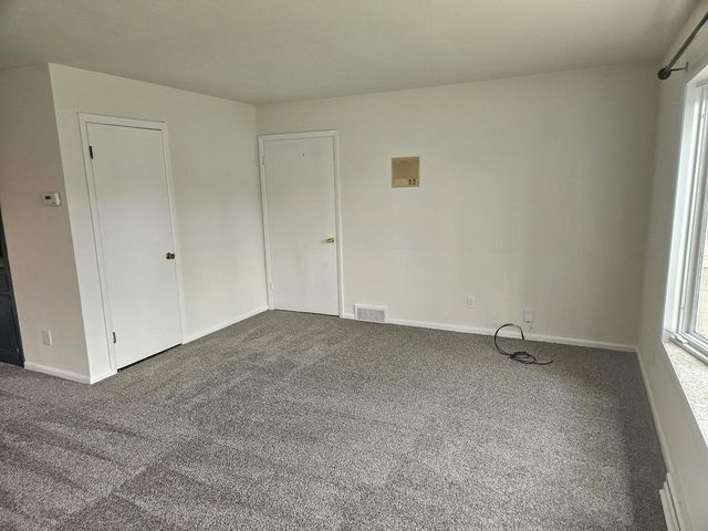2416 N 69th STREET #2418, Wauwatosa, WI 53213
