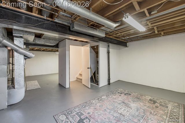 5254 Breeze Hill Place, Troy, MI 48098