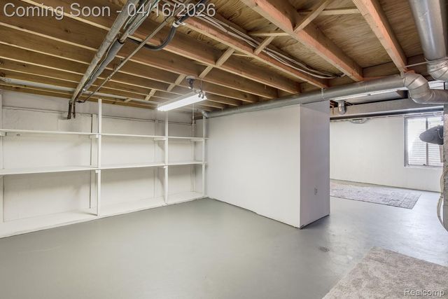 5254 Breeze Hill Place, Troy, MI 48098