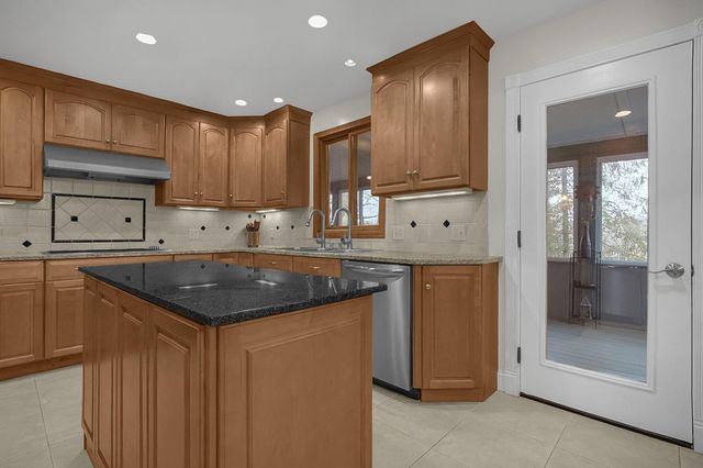 291 Pinetree Drive, Granville, OH 43023