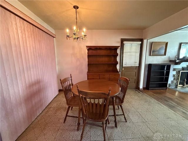 1712 E Dorothy Lane, Kettering, OH 45429
