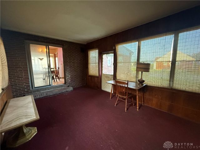 1712 E Dorothy Lane, Kettering, OH 45429