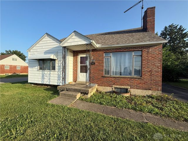 1712 E Dorothy Lane, Kettering, OH 45429