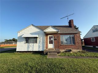 1712 E Dorothy Lane, Kettering, OH 45429