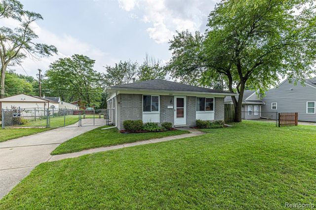 25513 Annapolis Street, Dearborn Heights, MI 48125