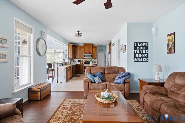 6419 Midday Ln, Mechanicsville, VA 23111