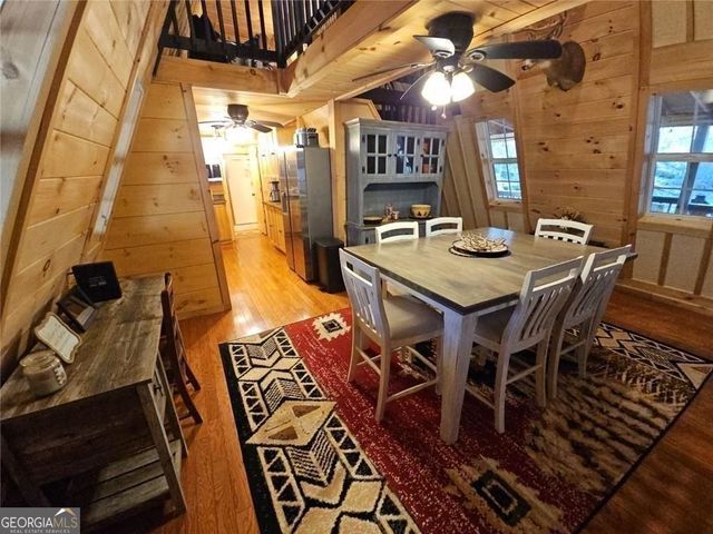 216 Sourwood Drive, Blue Ridge, GA 30513