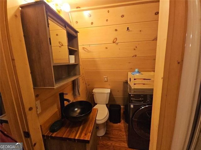 216 Sourwood Drive, Blue Ridge, GA 30513