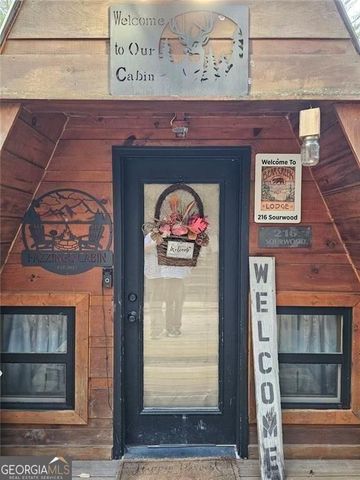 216 Sourwood Drive, Blue Ridge, GA 30513