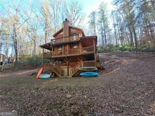 216 Sourwood Drive, Blue Ridge, GA 30513