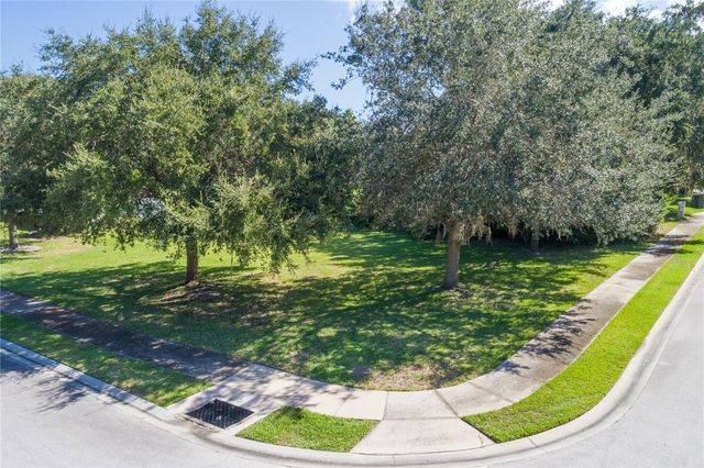 2 HOLLY COURT, Palm Coast, FL 32137