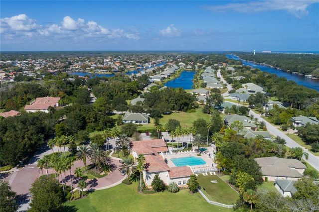 2 HOLLY COURT, Palm Coast, FL 32137