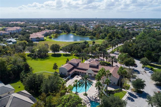 2 HOLLY COURT, Palm Coast, FL 32137