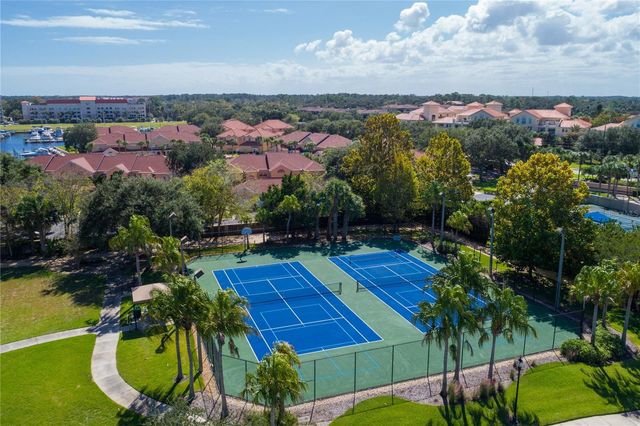 2 HOLLY COURT, Palm Coast, FL 32137