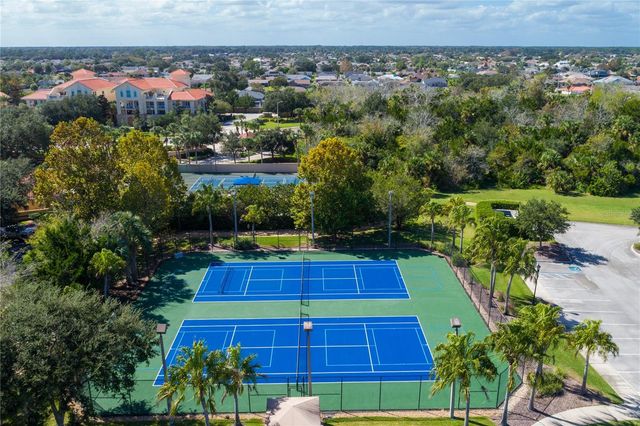 2 HOLLY COURT, Palm Coast, FL 32137