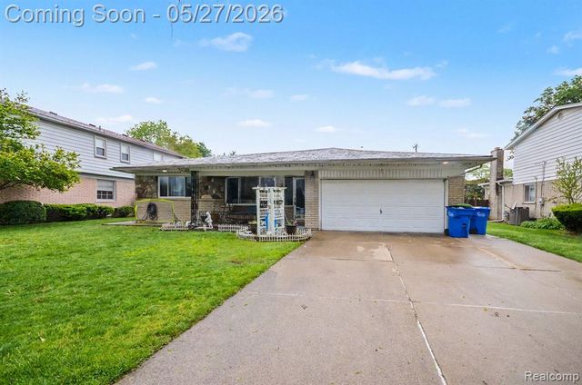 32343 Cambridge Drive, Warren, MI 48093