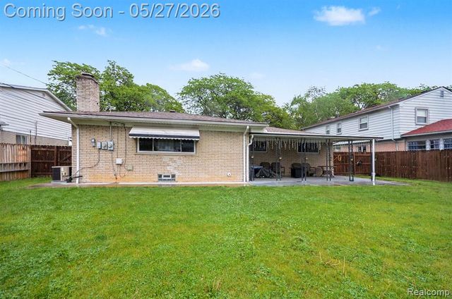 32343 Cambridge Drive, Warren, MI 48093