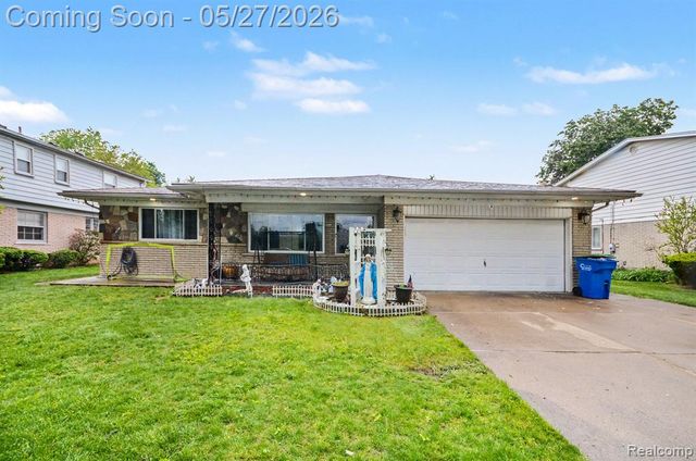 32343 Cambridge Drive, Warren, MI 48093