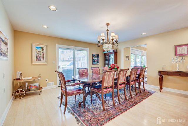 22 Celler Road, Edison, NJ 08817