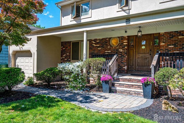 22 Celler Road, Edison, NJ 08817