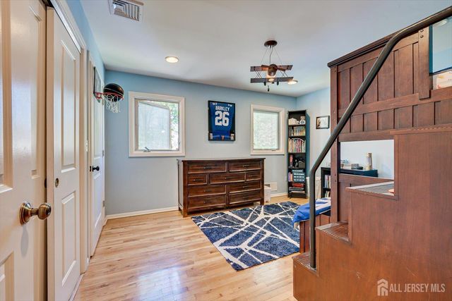 22 Celler Road, Edison, NJ 08817