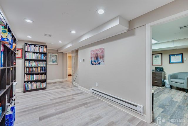 22 Celler Road, Edison, NJ 08817