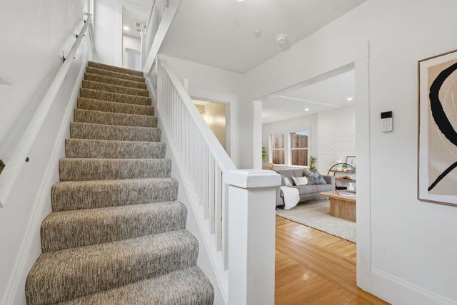 6024 6024 Mauritania Ave, Oakland, CA 94605