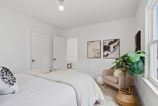 6024 6024 Mauritania Ave, Oakland, CA 94605