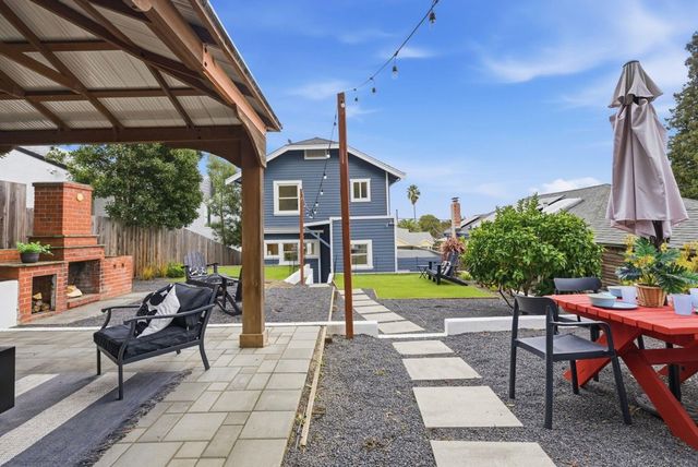 6024 6024 Mauritania Ave, Oakland, CA 94605