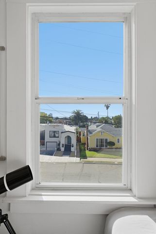 6024 6024 Mauritania Ave, Oakland, CA 94605