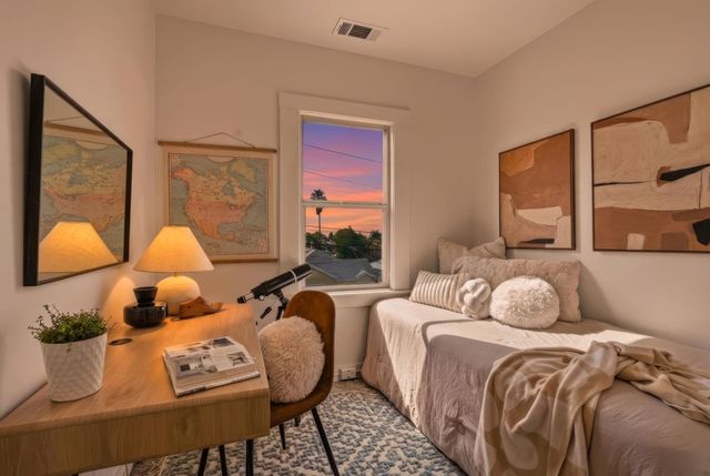 6024 6024 Mauritania Ave, Oakland, CA 94605