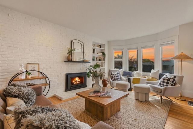 6024 6024 Mauritania Ave, Oakland, CA 94605