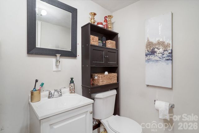 409 W Norment Avenue, Gastonia, NC 28052