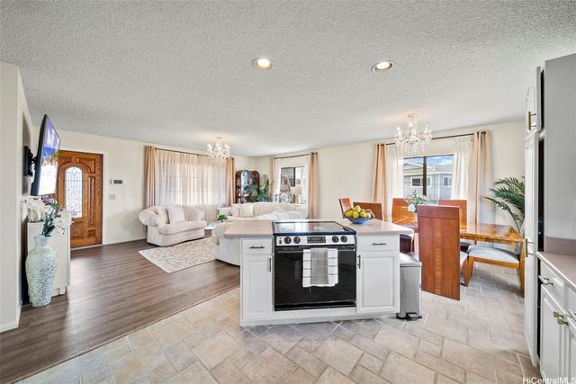 45-29 Waikalualoko Loop B, Kaneohe, HI 96744