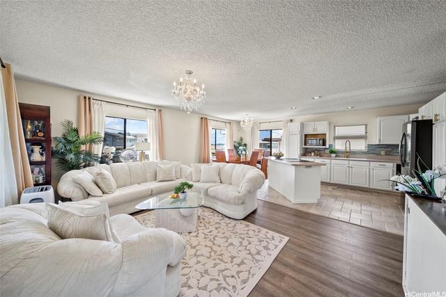 45-29 Waikalualoko Loop B, Kaneohe, HI 96744