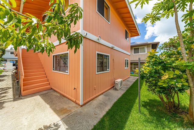 45-29 Waikalualoko Loop B, Kaneohe, HI 96744