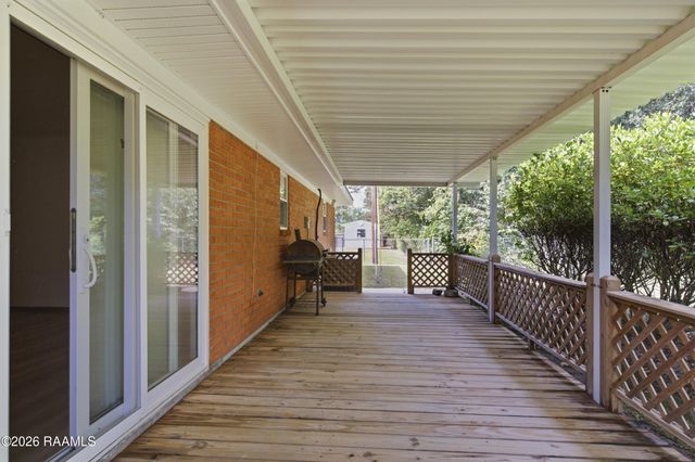 203 Thomas Nolan Drive, Lafayette, LA 70508