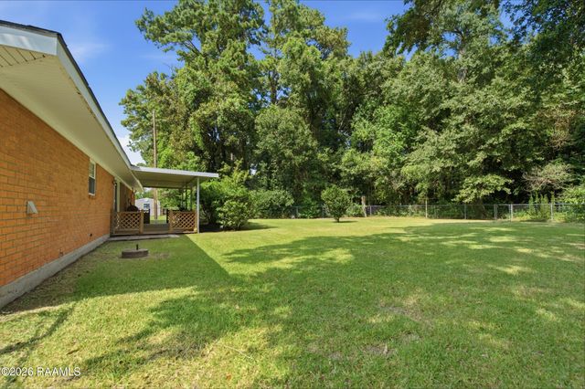 203 Thomas Nolan Drive, Lafayette, LA 70508