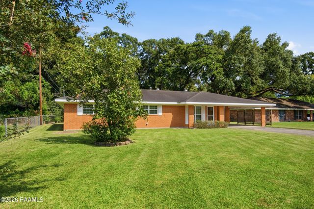 203 Thomas Nolan Drive, Lafayette, LA 70508