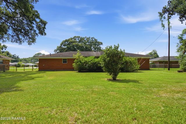 203 Thomas Nolan Drive, Lafayette, LA 70508