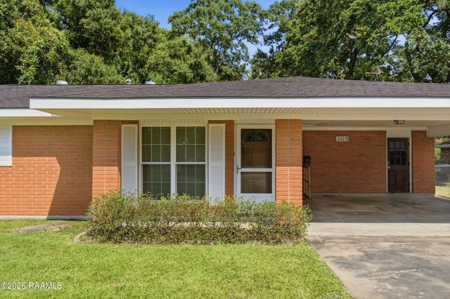 203 Thomas Nolan Drive, Lafayette, LA 70508