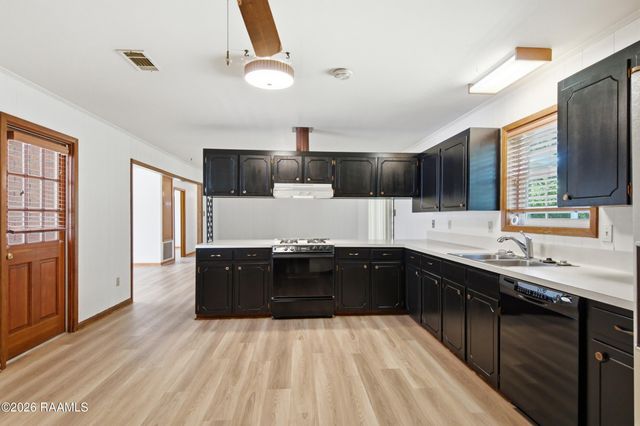 203 Thomas Nolan Drive, Lafayette, LA 70508