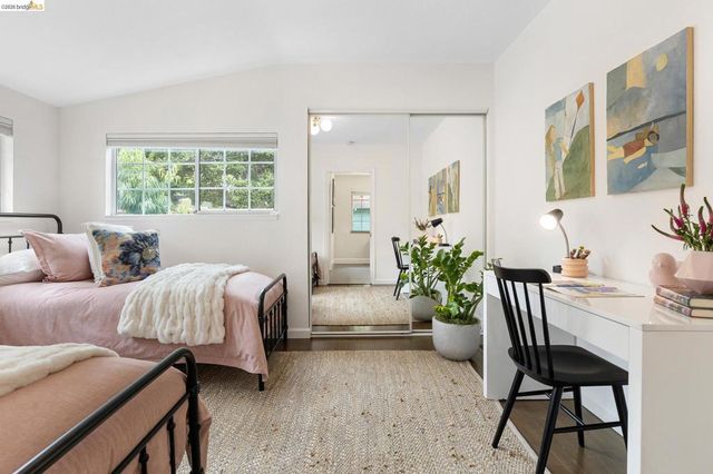5641 Miles Ave, Oakland, CA 94618