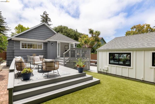 5641 Miles Ave, Oakland, CA 94618