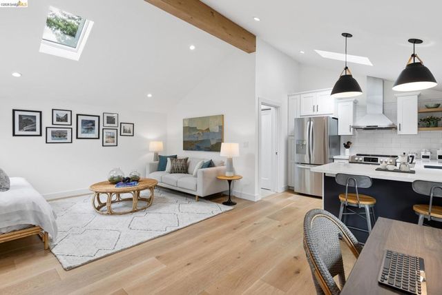 5641 Miles Ave, Oakland, CA 94618