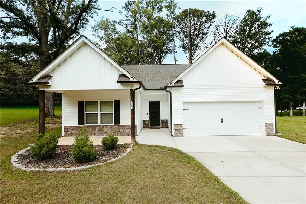 391 Mulberry Rock Road, Temple Terrace, GA 30179
